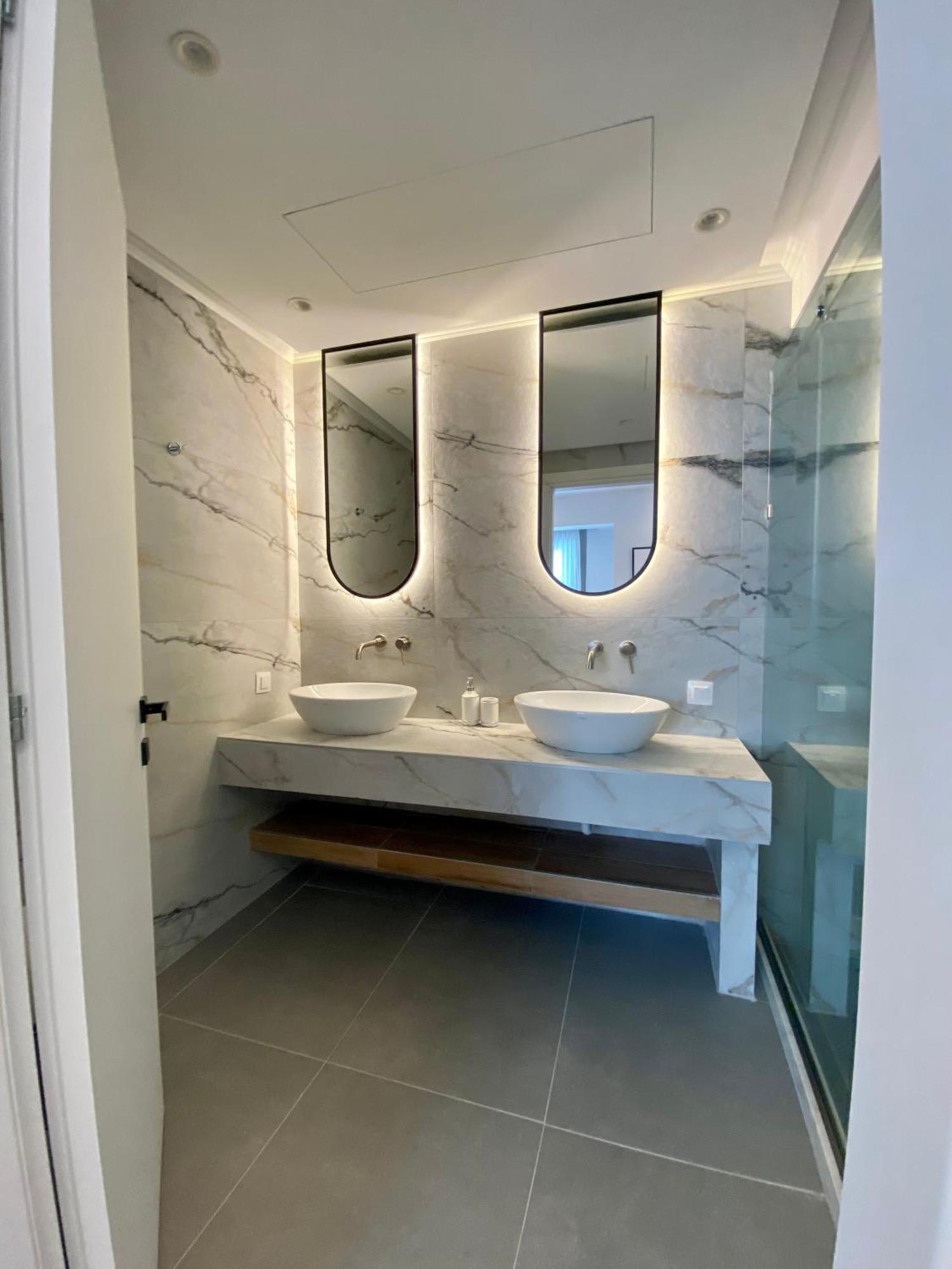 Alexandrina Apartment โมลากาลีวา ห้อง รูปภาพ