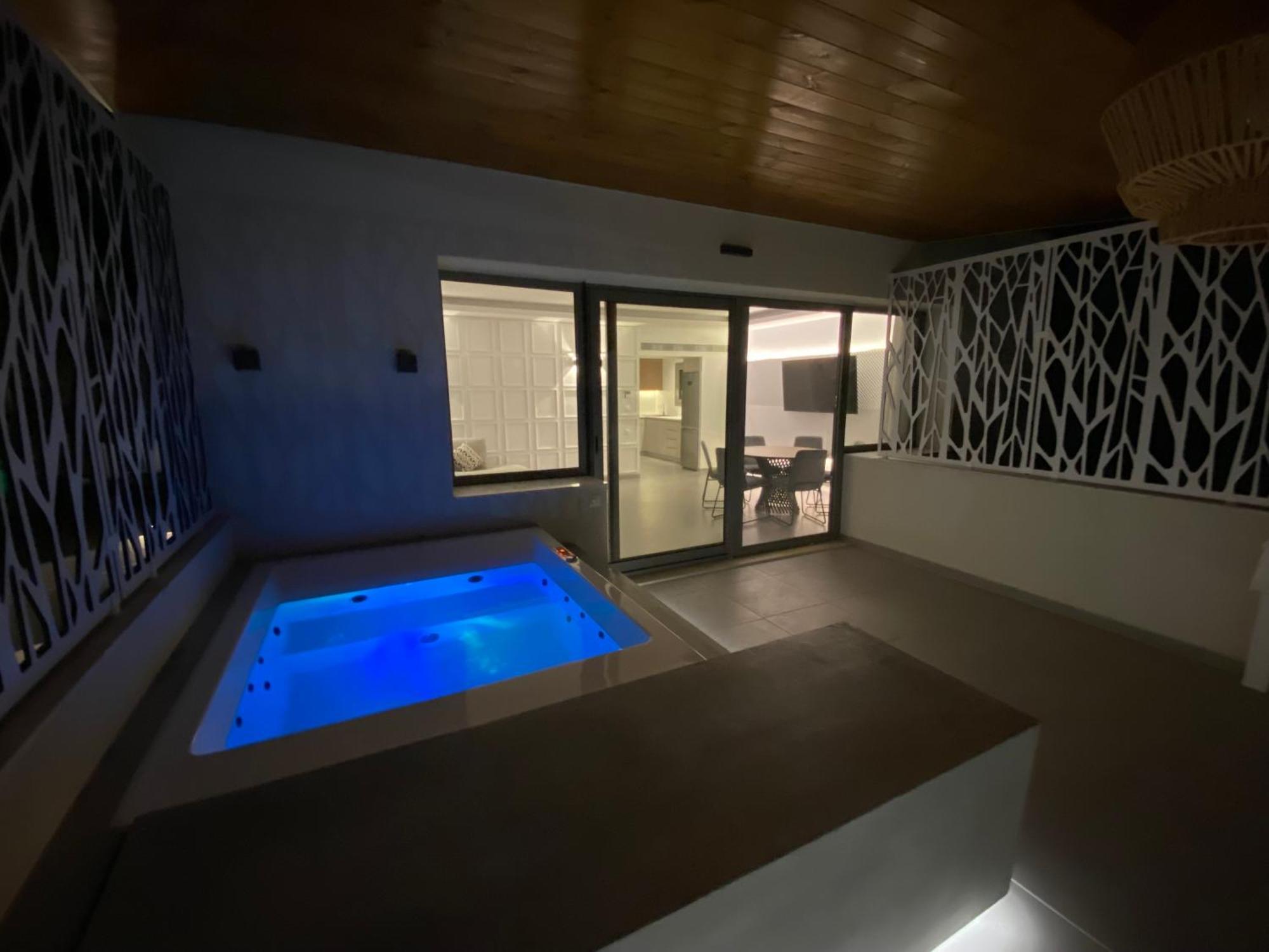 Alexandrina Apartment โมลากาลีวา ห้อง รูปภาพ
