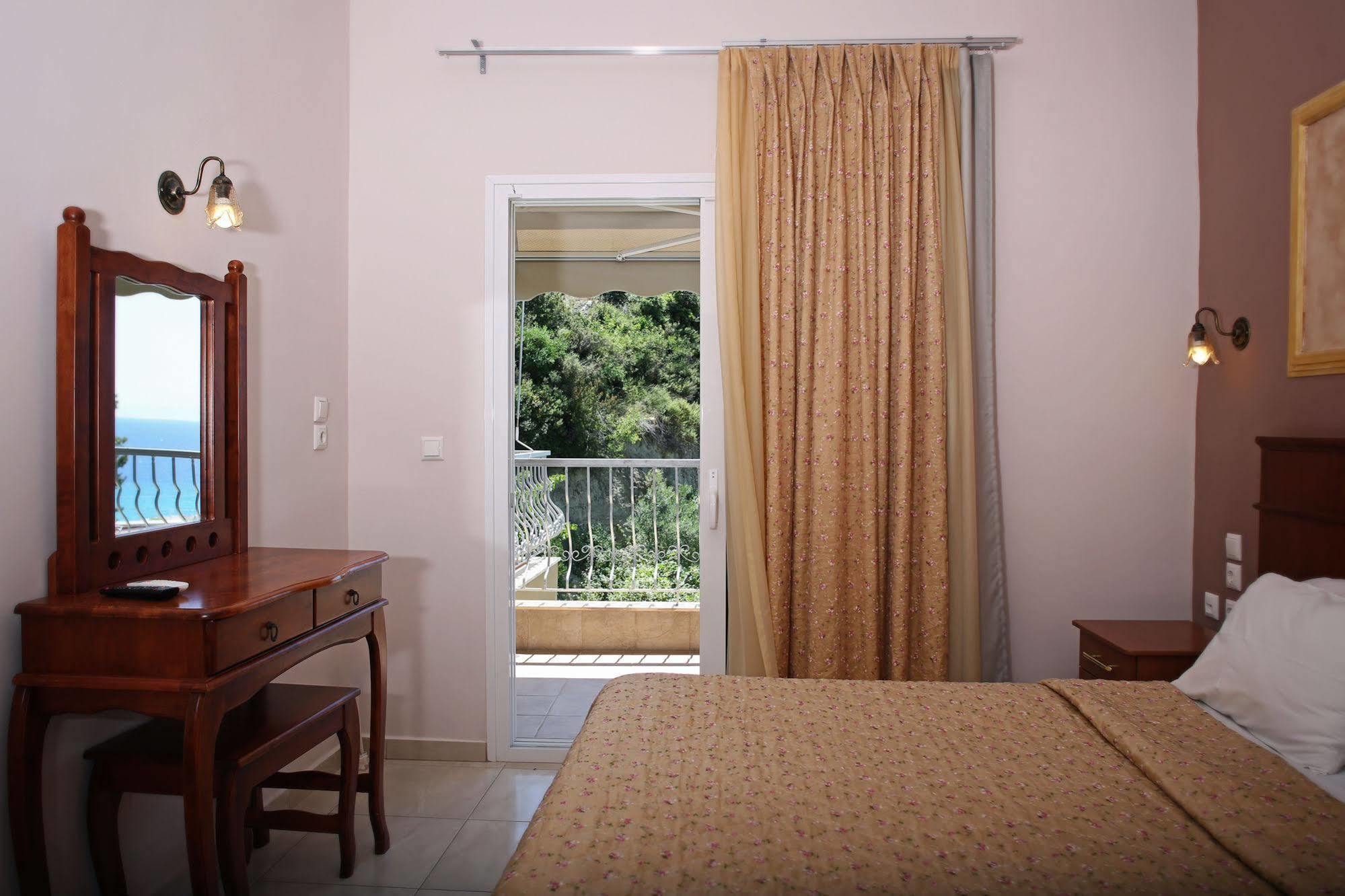 Alexandrina Apartment โมลากาลีวา ภายนอก รูปภาพ